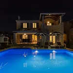 In Deklici With Infinity Pool & Sea Views *
