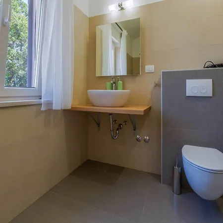 In Deklici With Infinity Pool & Sea Views Villa *