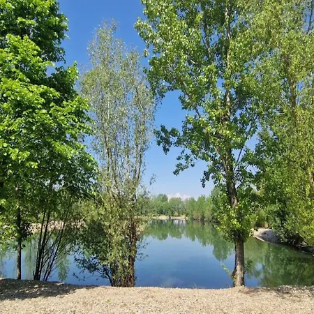 In Deklici With Infinity Pool & Sea Views Kaštelir