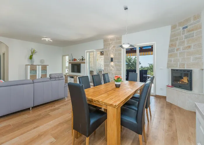 빌라 In Deklici With Infinity Pool & Sea Views *