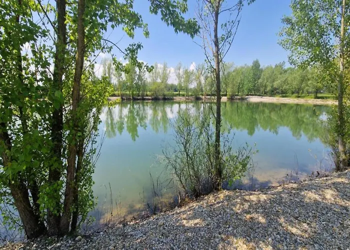 In Deklici With Infinity Pool & Sea Views *