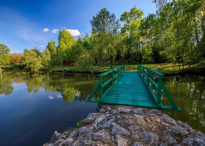 빌라 In Deklici With Infinity Pool & Sea Views